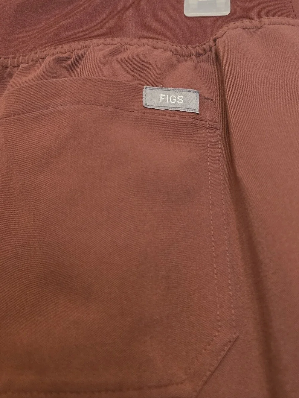 FIGS Burgundy Scrub Set - Casma 3-Pocket Top (M) & Livingston Pants (S) - Picture 9 of 10